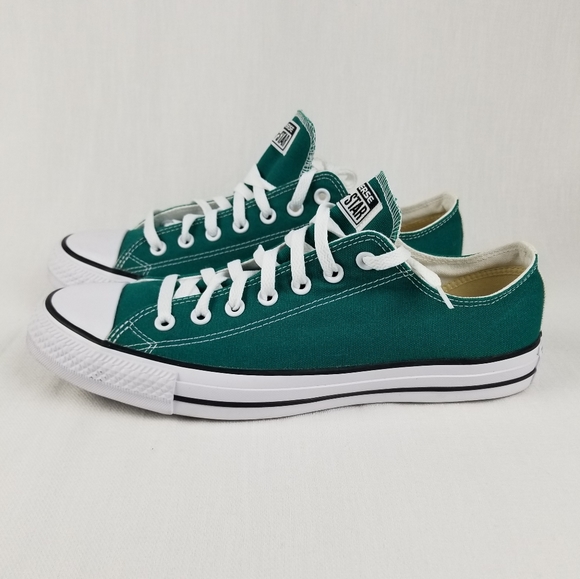 Converse Low Top Groom Sneakers
